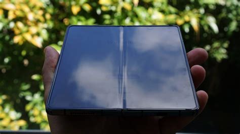 Foldable Phone Risks 7 User Types Who Should Avoid Flexible Screens